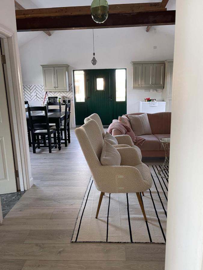Cosy Apartment With Fire Stove Athlone Exteriör bild